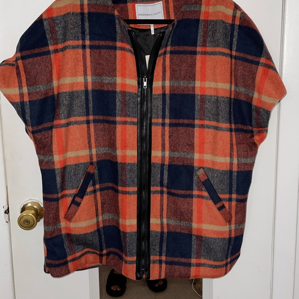 BRAND NEW/NWT - Anthropologie plaid cape jacket